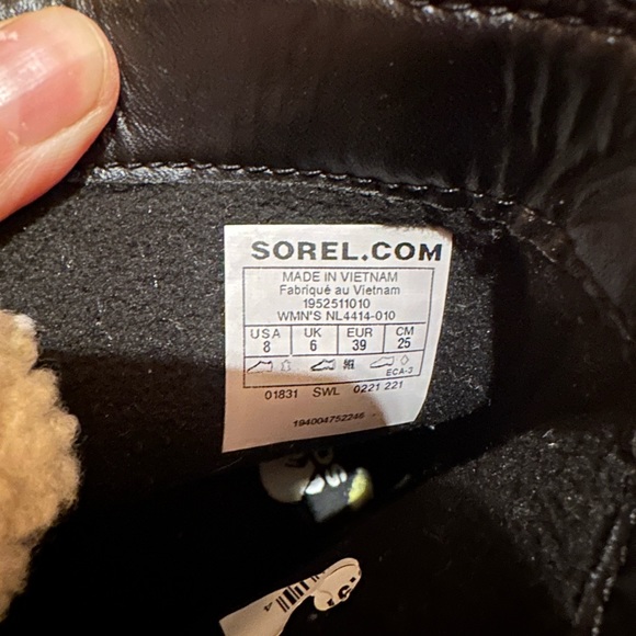 Like new sorrel boots size 8 - Picture 7 of 8